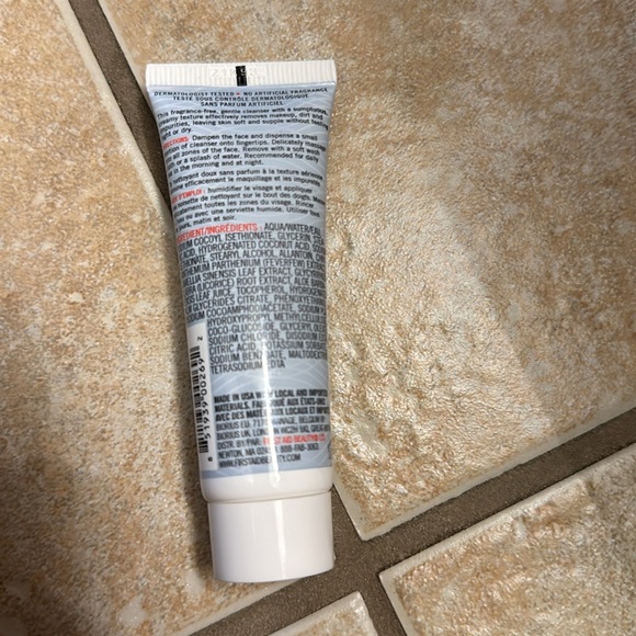 First Aid Beauty Pure Skin Face Cleanser - Picture 2 of 2